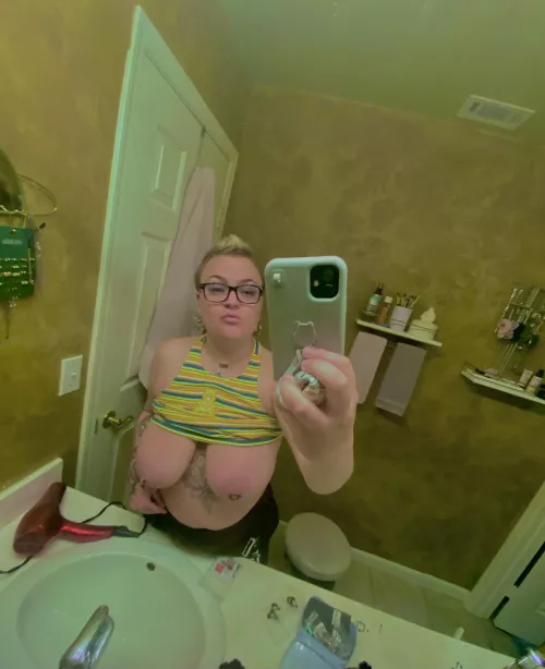 shifting realities 🐇🫠 by animetiits