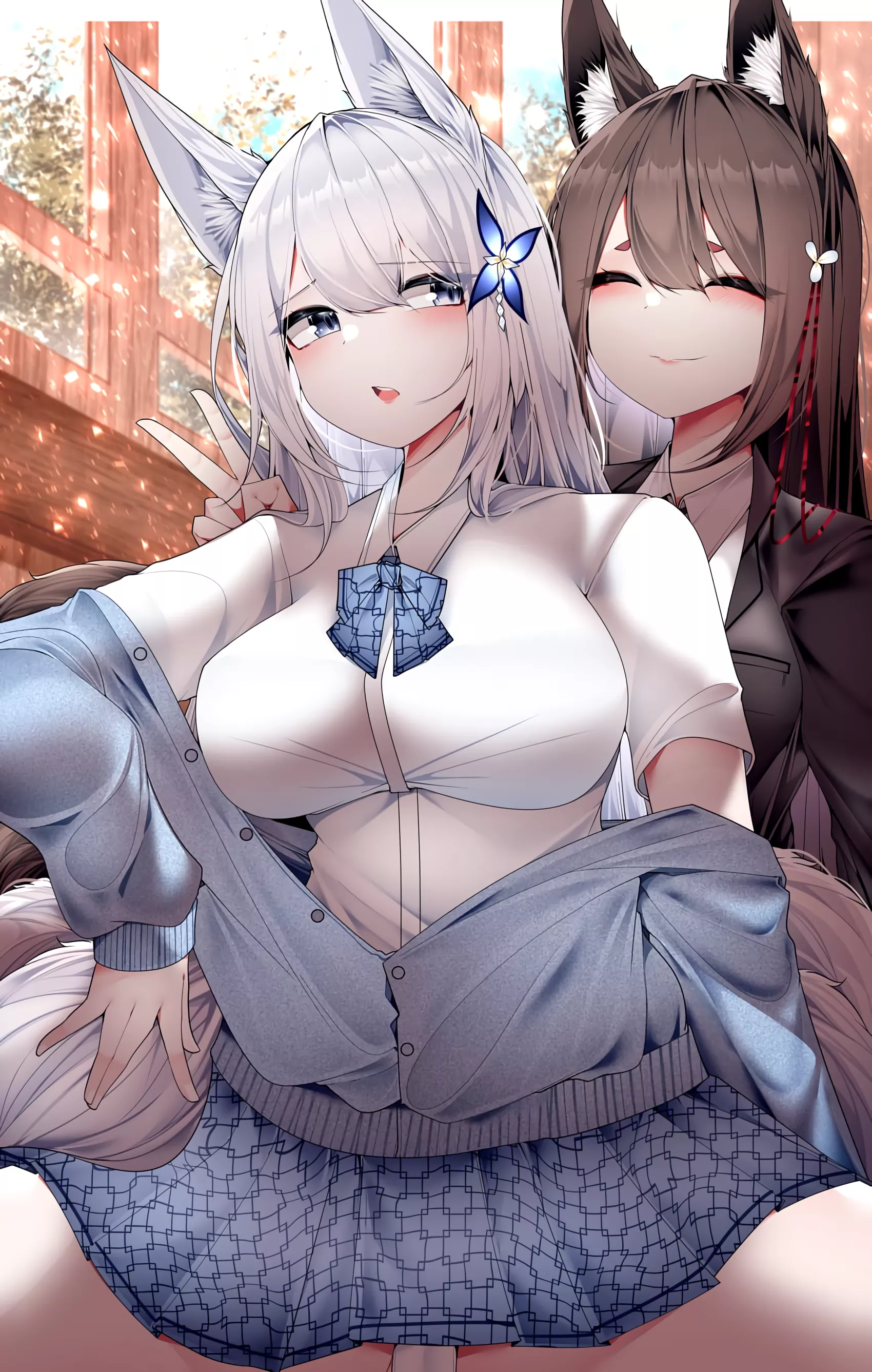 Shinano and Amagi in different uniforms (SAMIP) [Azur Lane] posted by elegantloveglimmer