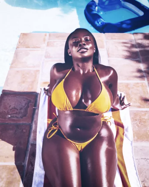 Shine by paulocosmojr