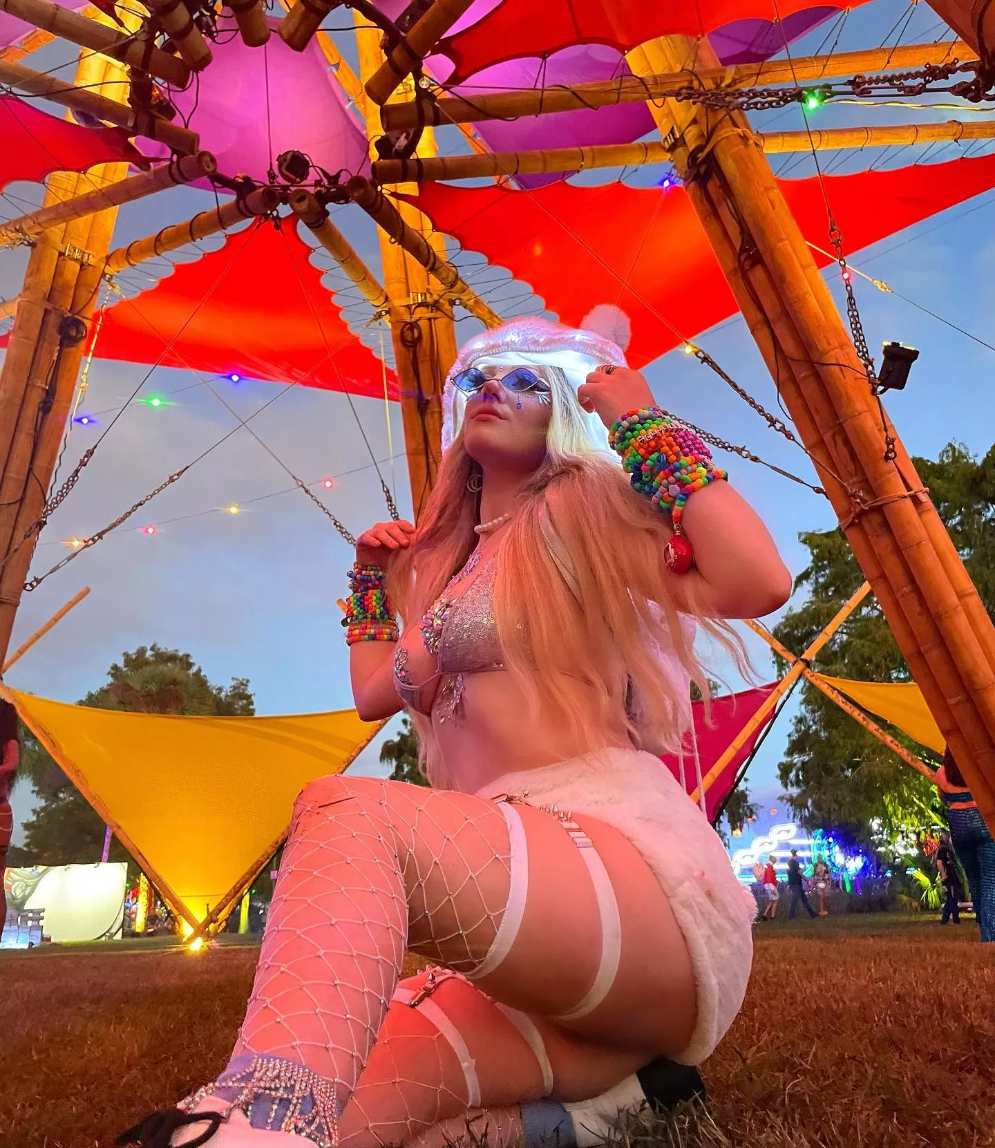 Shinny boobs posted by siimple_code