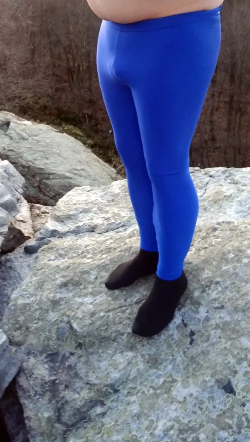 Shiny blue tights hiking by windabird