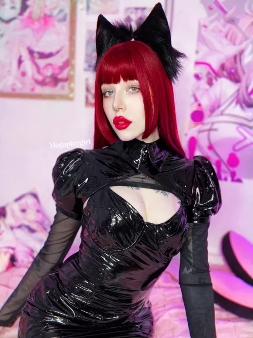 Shiny kitten 🖤 by megaplaygirl