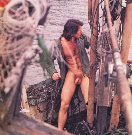 Shipwreck posted by SevenNSFW