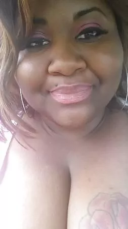 Shoot that face up with cum guys posted by Head_Practice1796