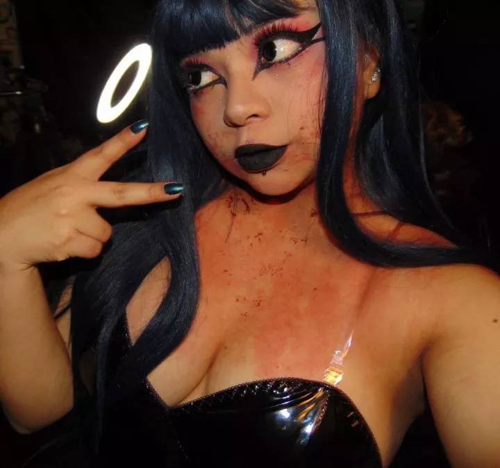 Shoot your shot 🥰 posted by vee-nsfw