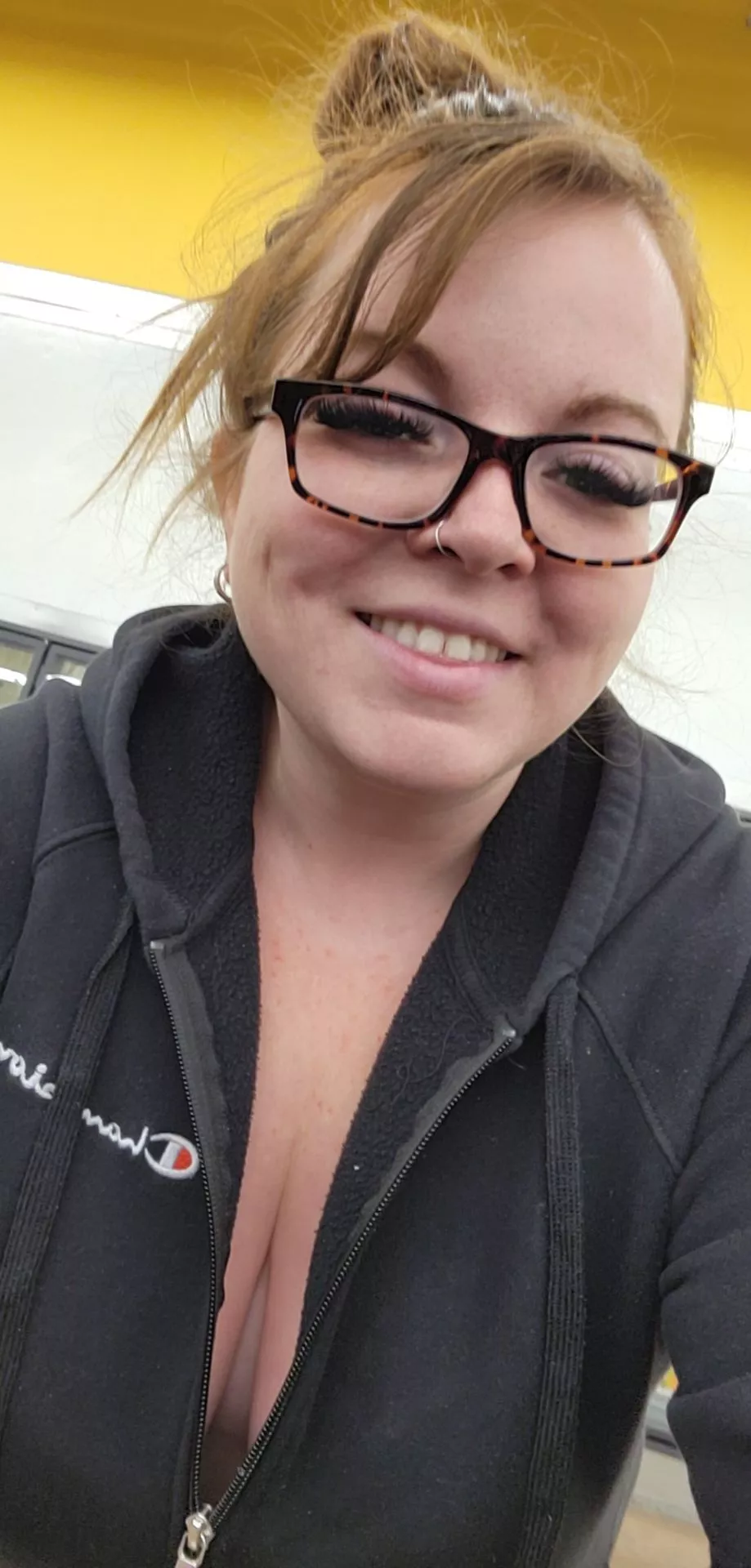 Shopping at walmart😛 posted by emmastonedOF