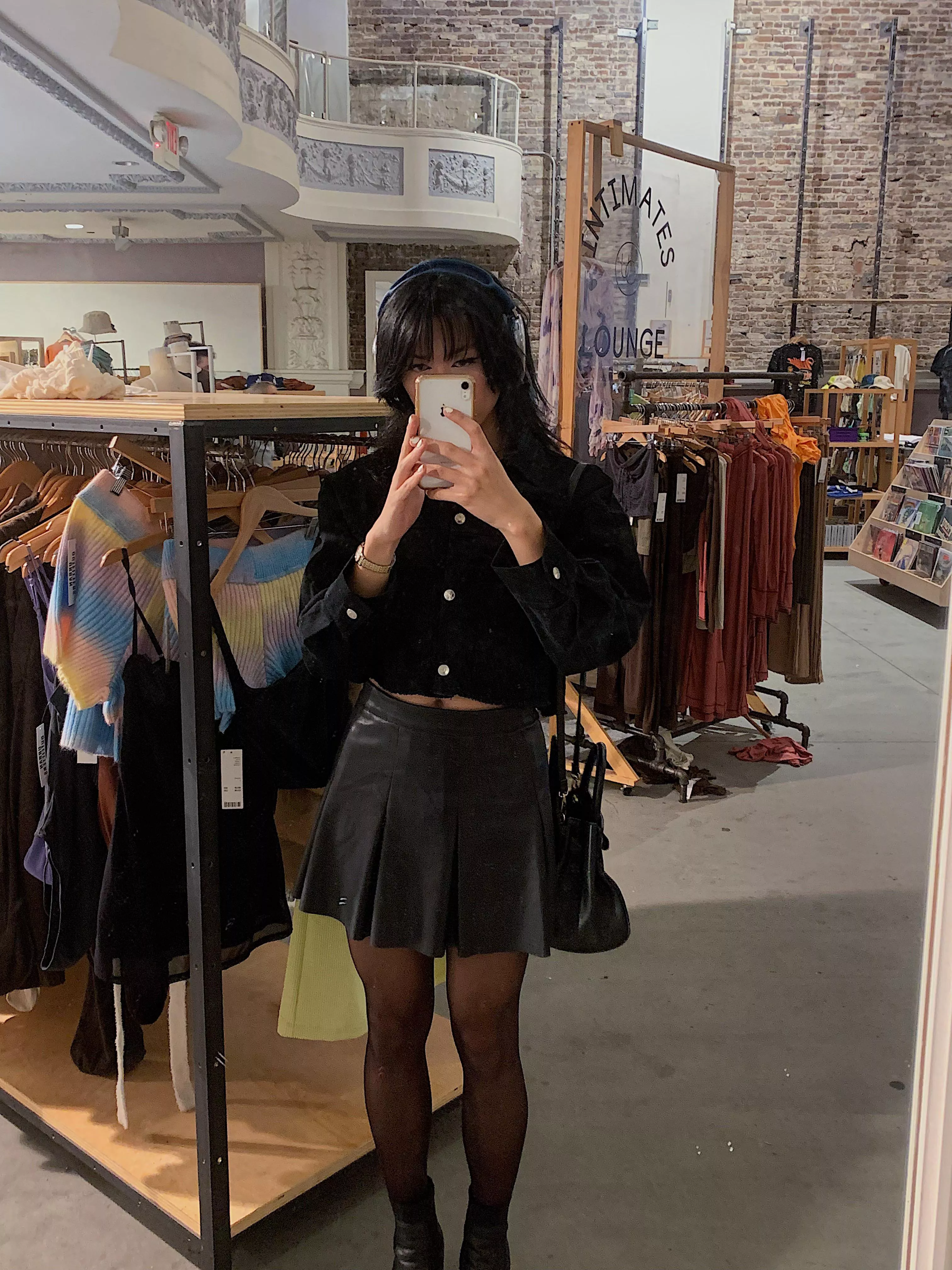 shopping for, some things ;)) may need to use the fitting room posted by Jet-Blackk