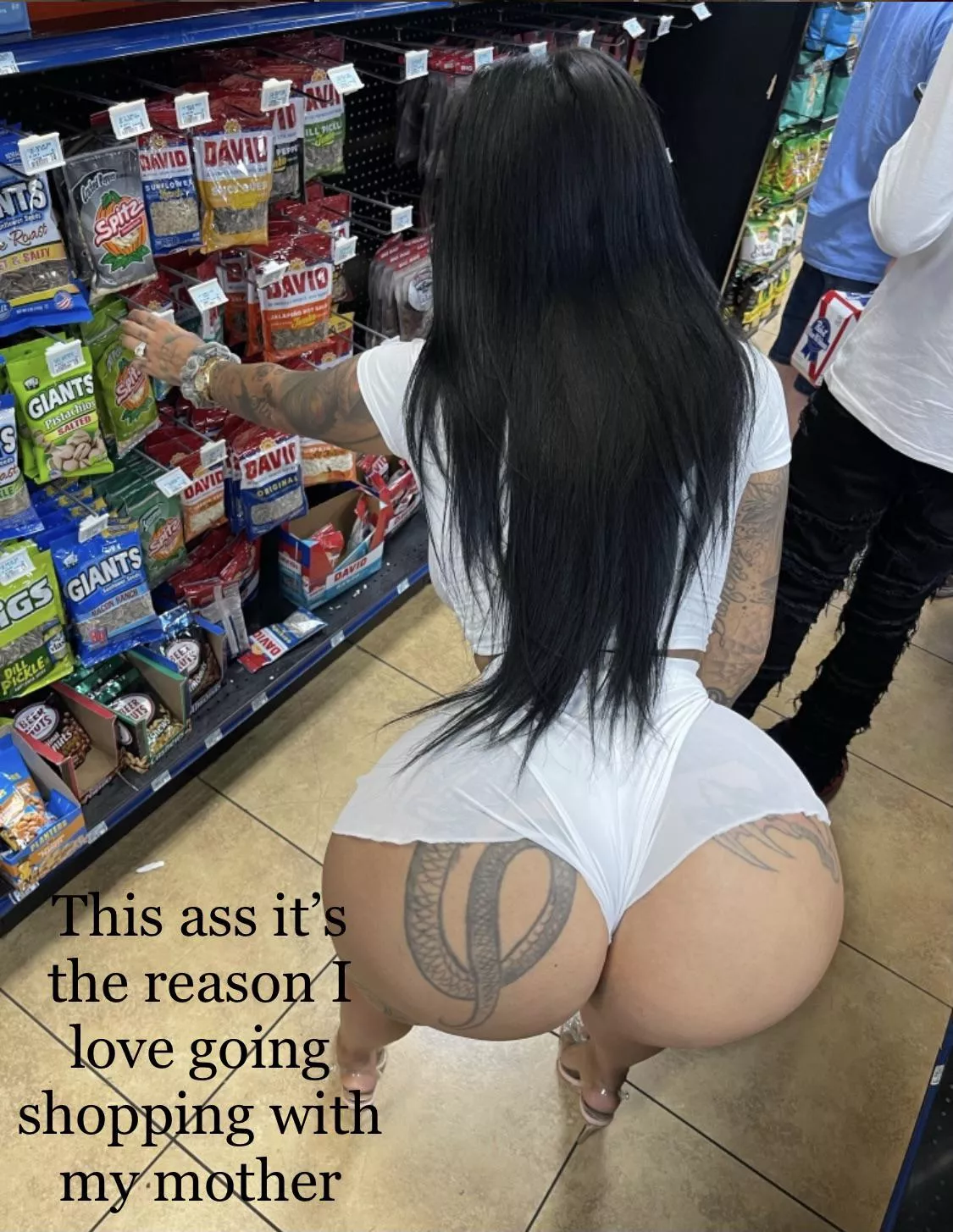 Shopping with mom posted by Mustatea-Ungureanu