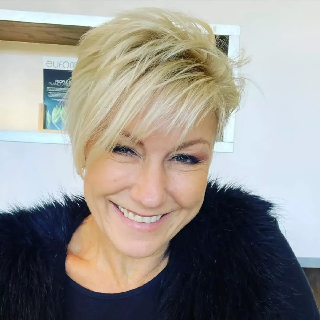 Short haired blonde mature by Due_Reputation_3525