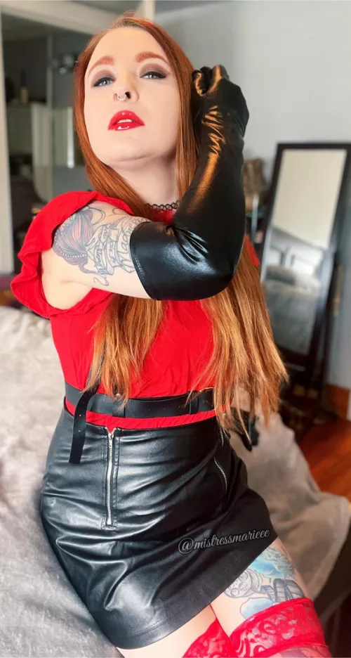 Short little skirt and gloves to match by mistressmarieee