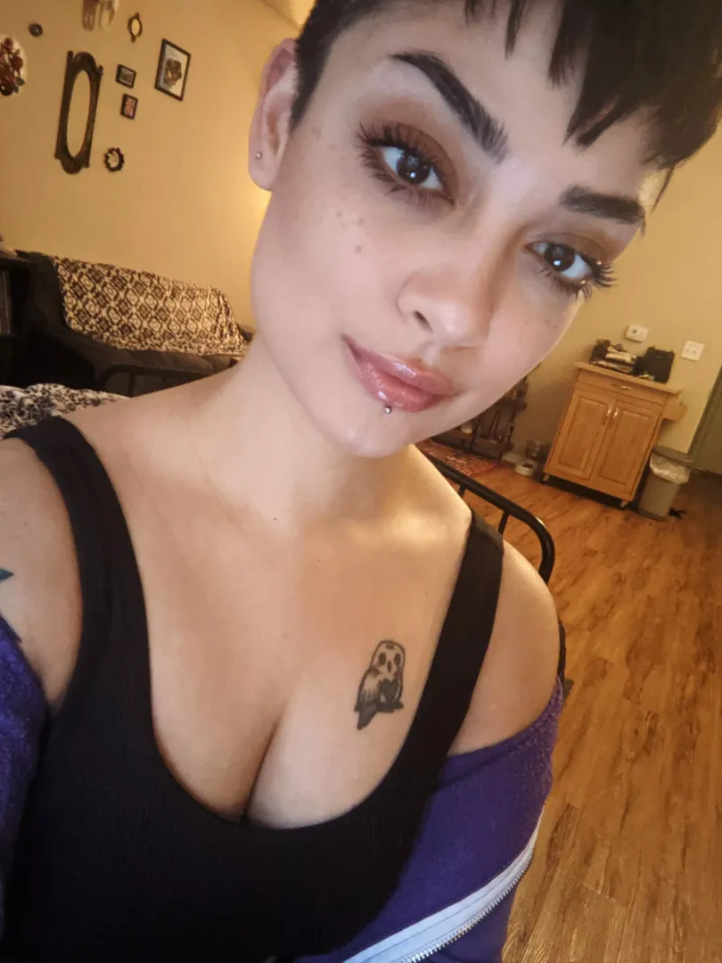 short-haired insomniac by SquirtleSquad69