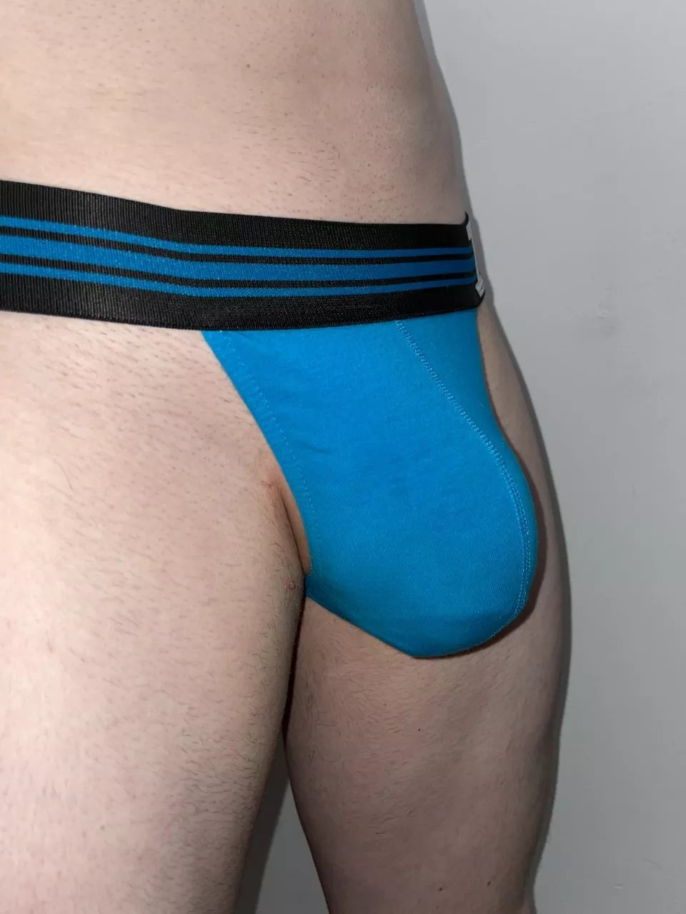 should havebought a bigger size I suppose :p posted by RUOFFOUR