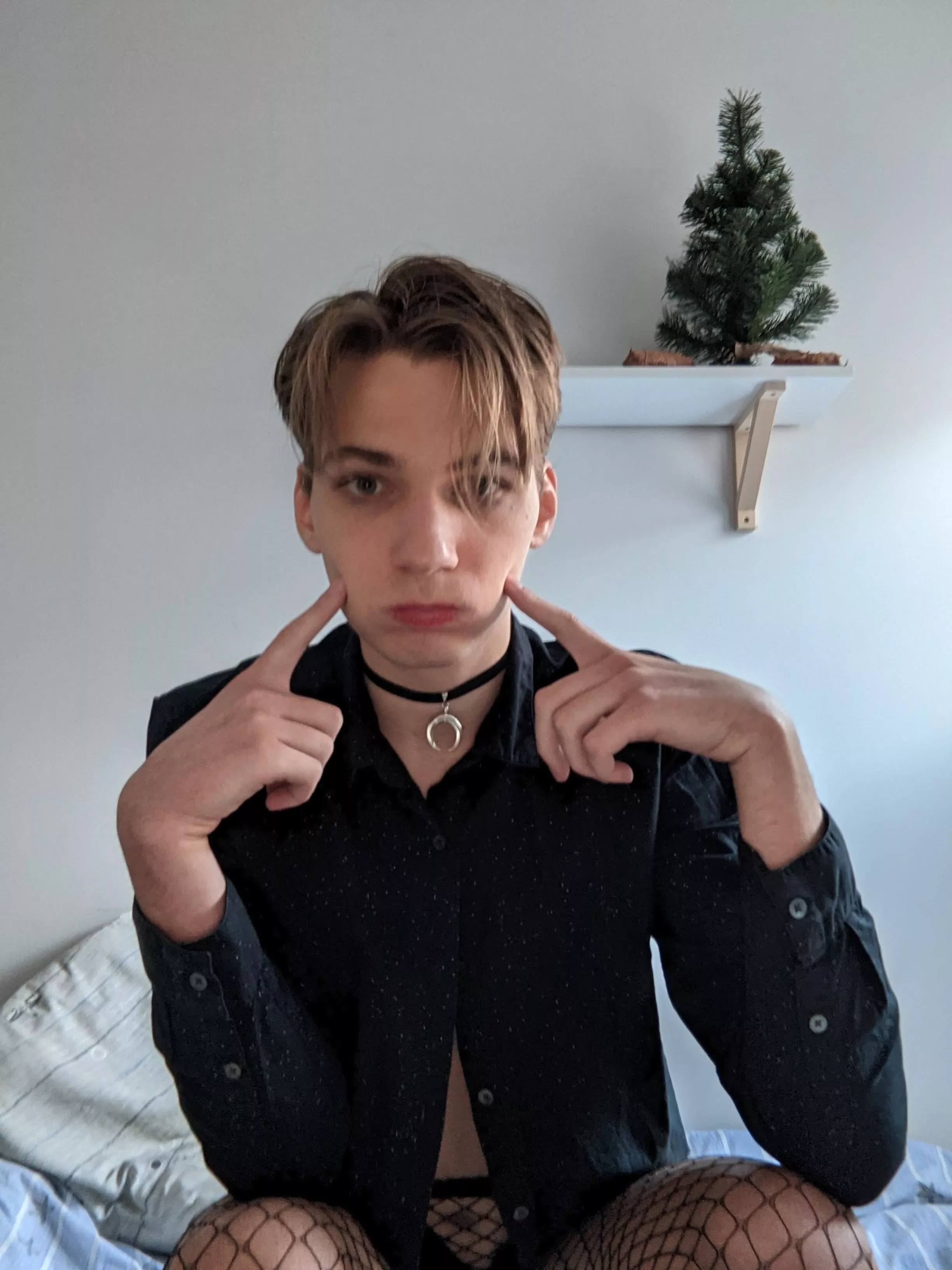 Should I delete this pic from my phone? posted by YourBoyLuna