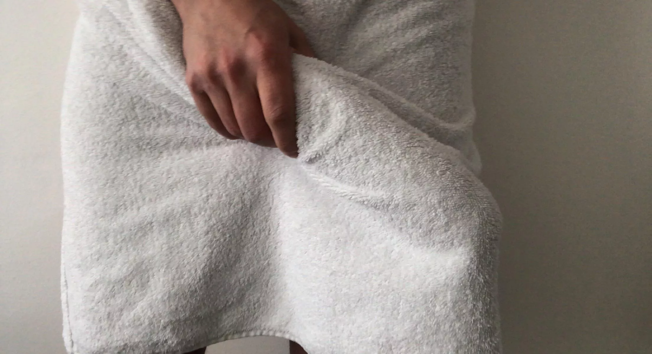 Should I drop the towel? posted by collegeguy_2222