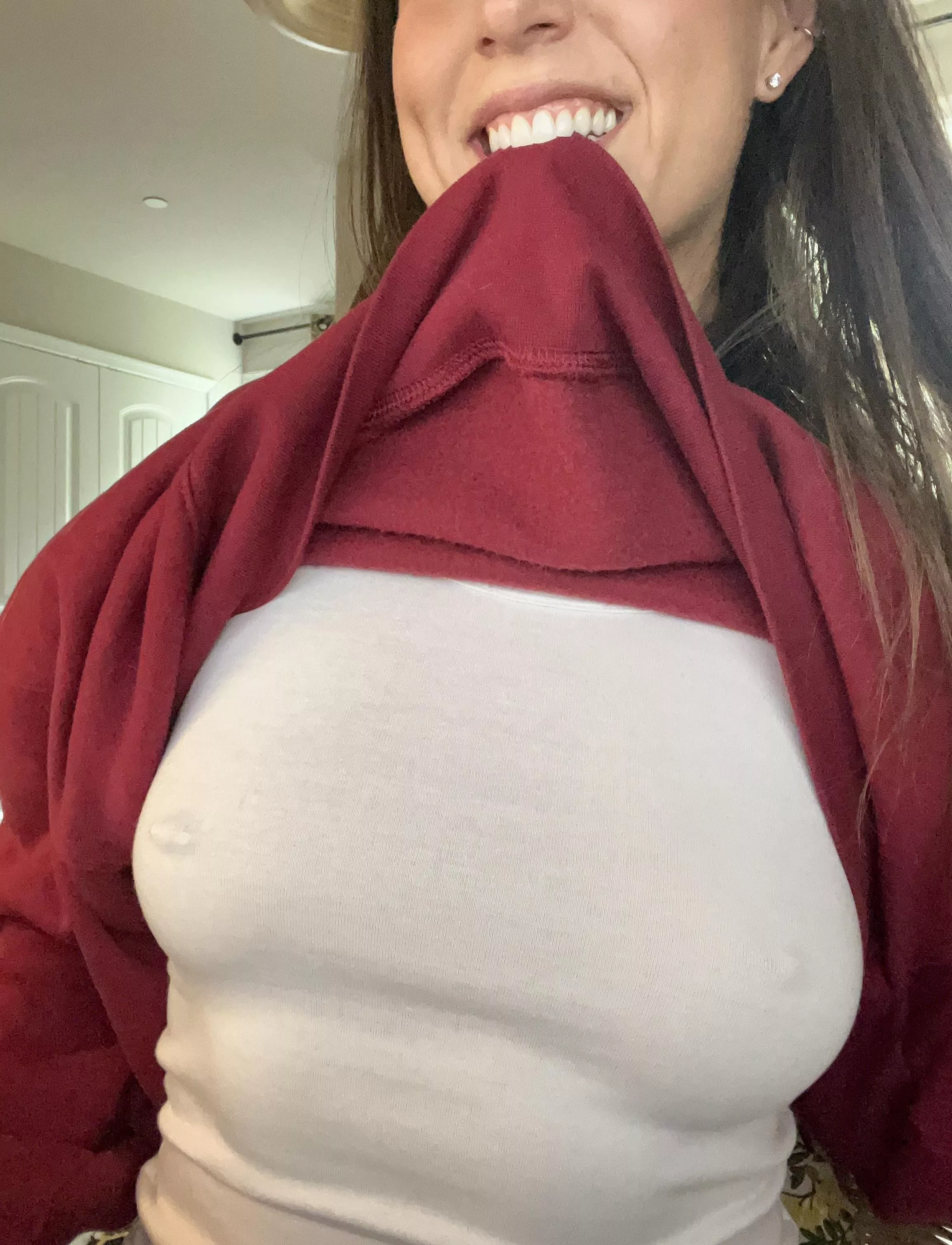 Should I keep my sweater off for my next webex call? posted by diet_marshmallow