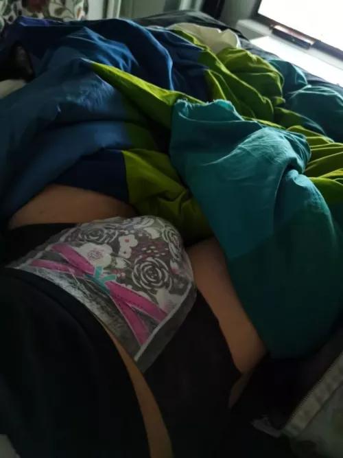 should i pee in these? by Swedishdiaperboy