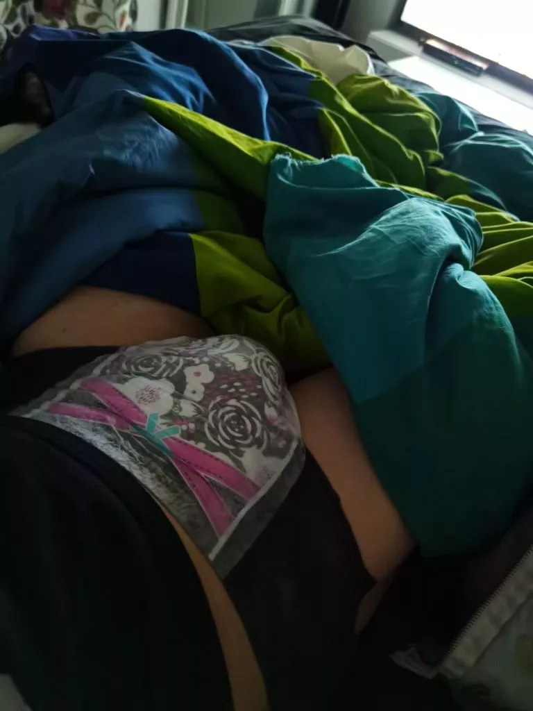 should i pee in these? posted by Swedishdiaperboy