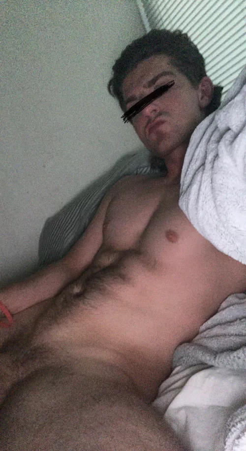 Should I show? by ApprehensiveDig1267