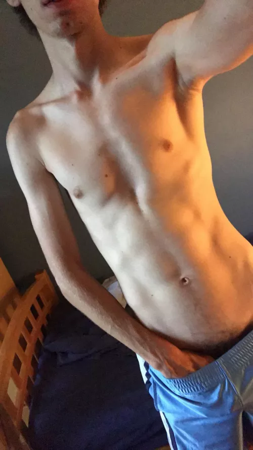 Should I show more? by Sweetsummerboy