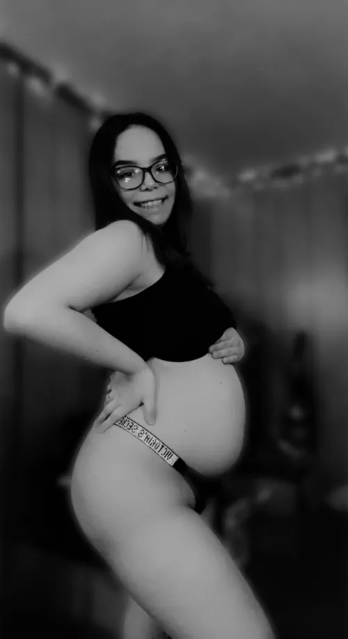 Should I take more pics 😌👀 by Stasioffical