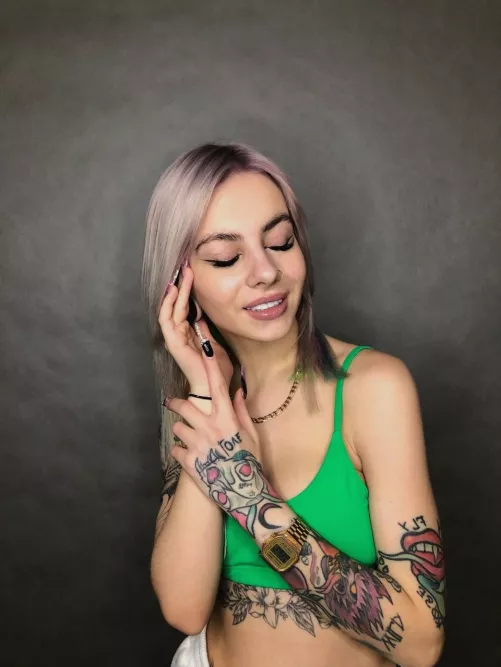 Should I thank my parents for this body? by StandingOutcome