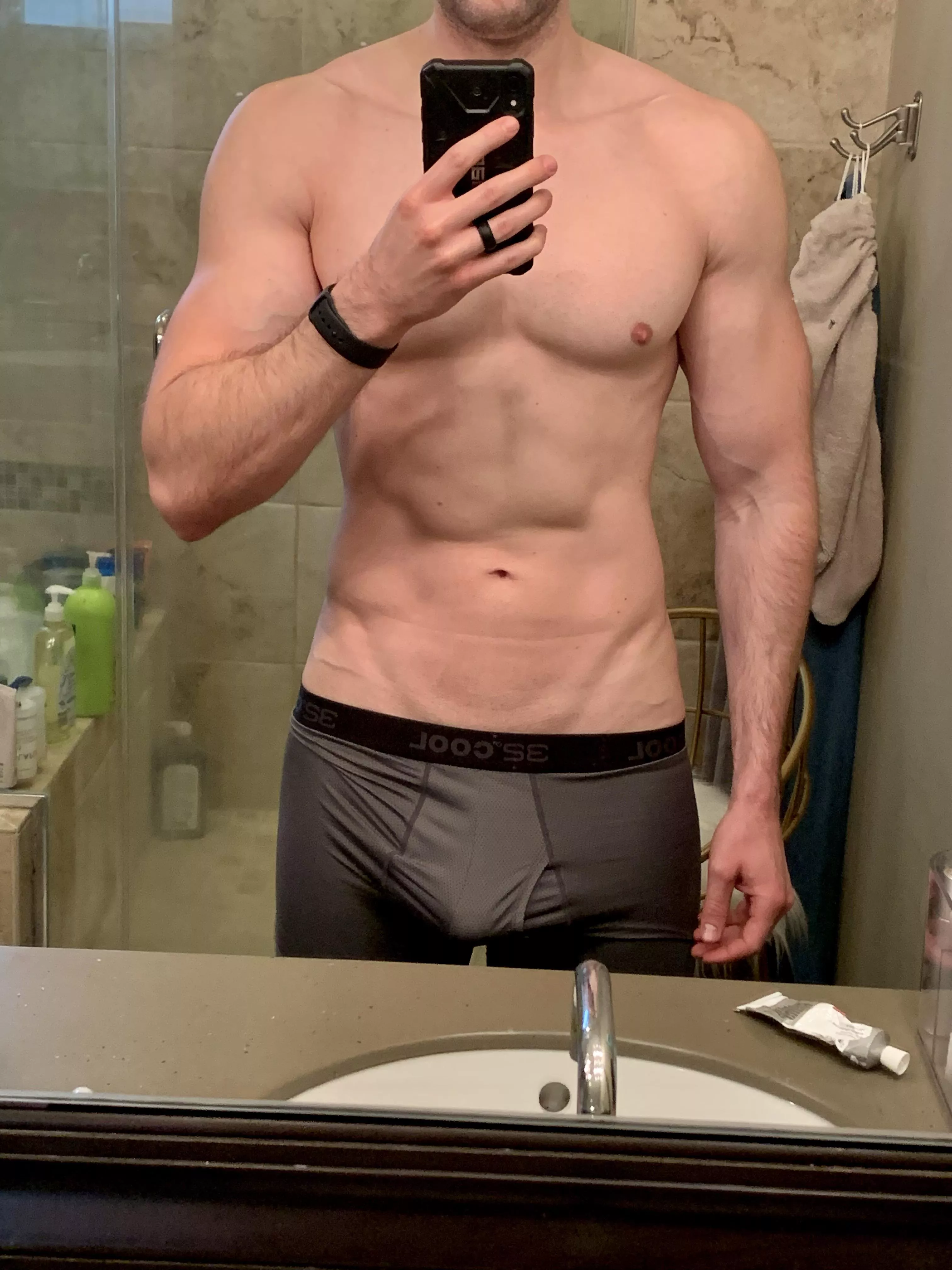 Should married dad(36) lose his undies ? posted by dumbbelltony