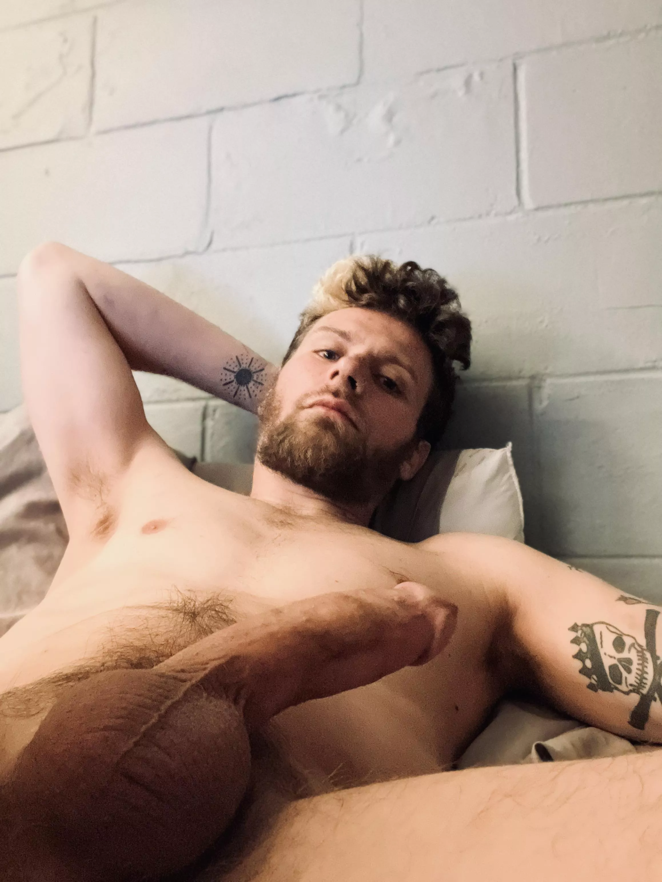 Show me where you want it😈 posted by DocLabad