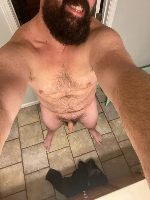 Shower time! Pm me if you like what you see! by beardeddaddy444