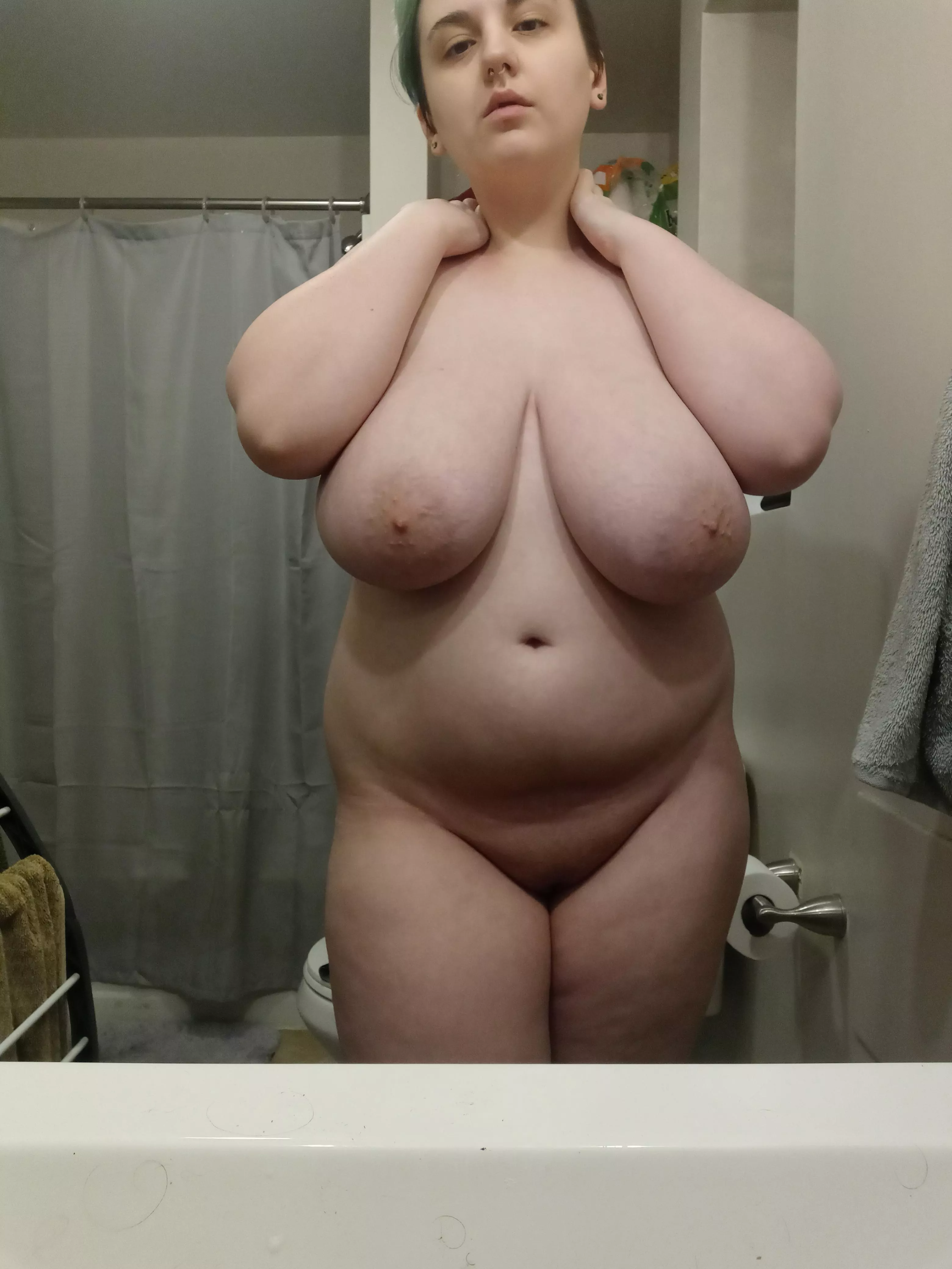 shower time 💦 posted by GothGoddessHailey