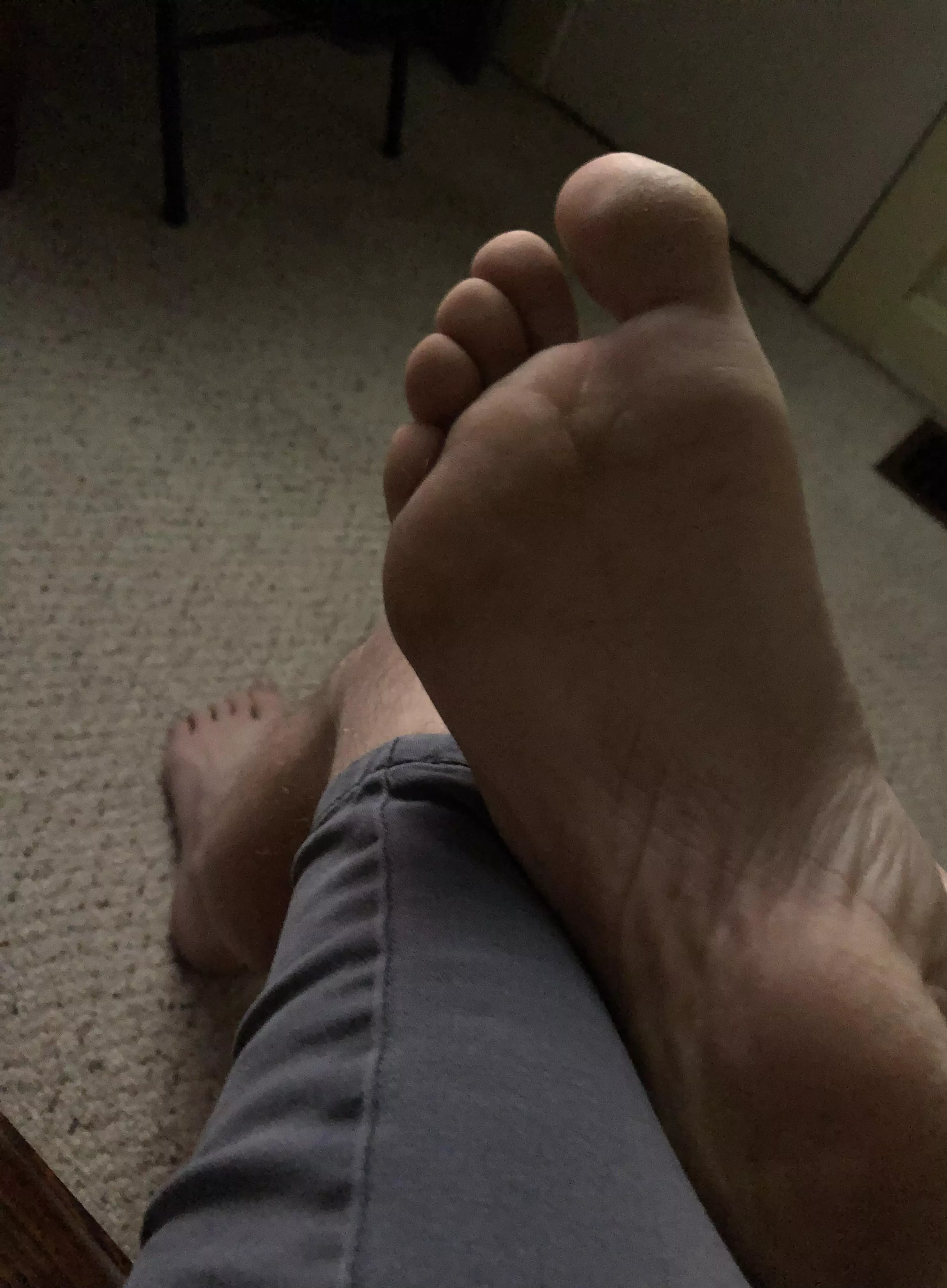 Showing my big feet posted by biggreenmt