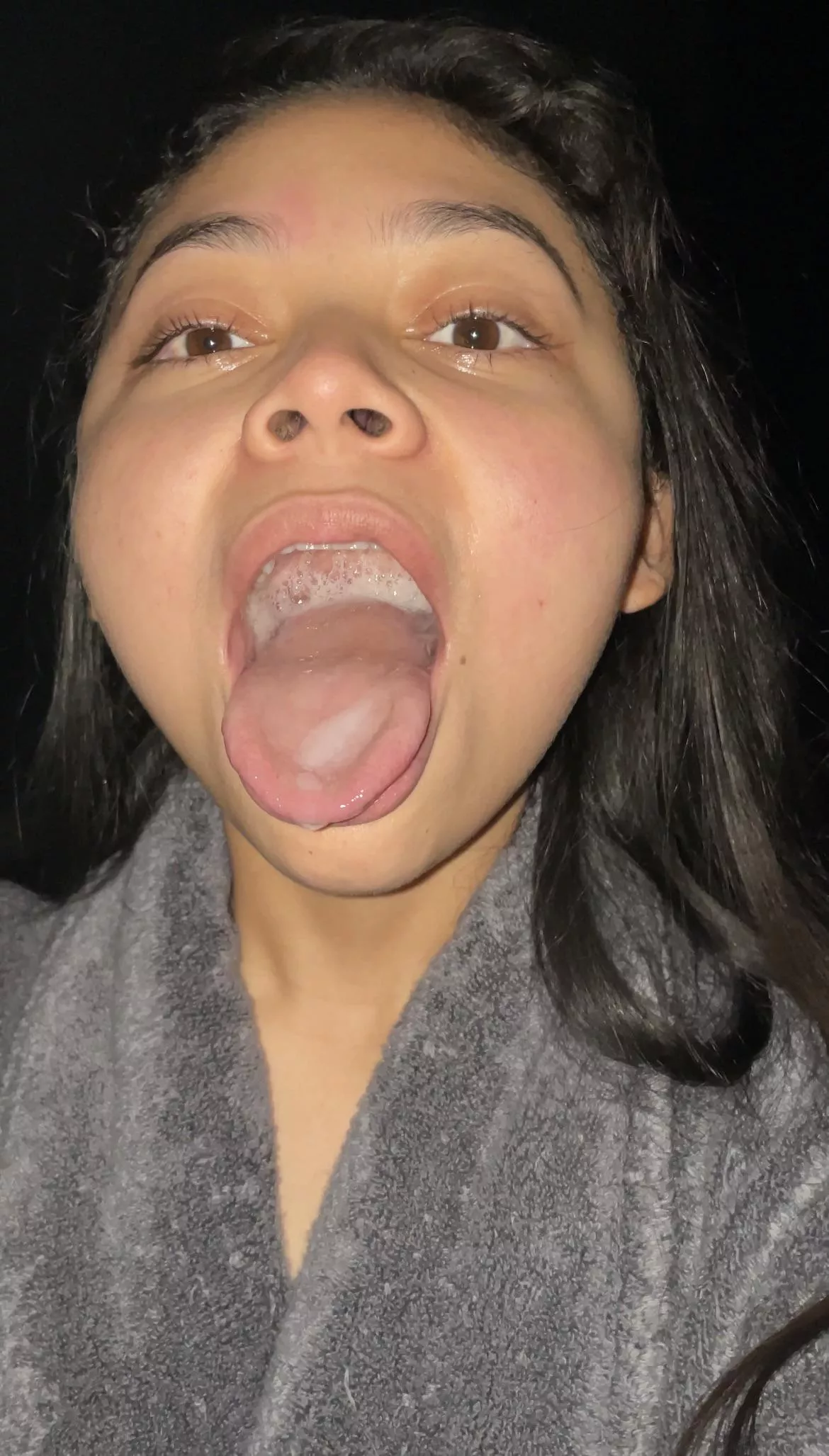 Showing off before swallowing posted by Lane-703