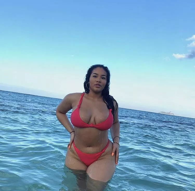 Showing off in the water posted by ManyFlavors