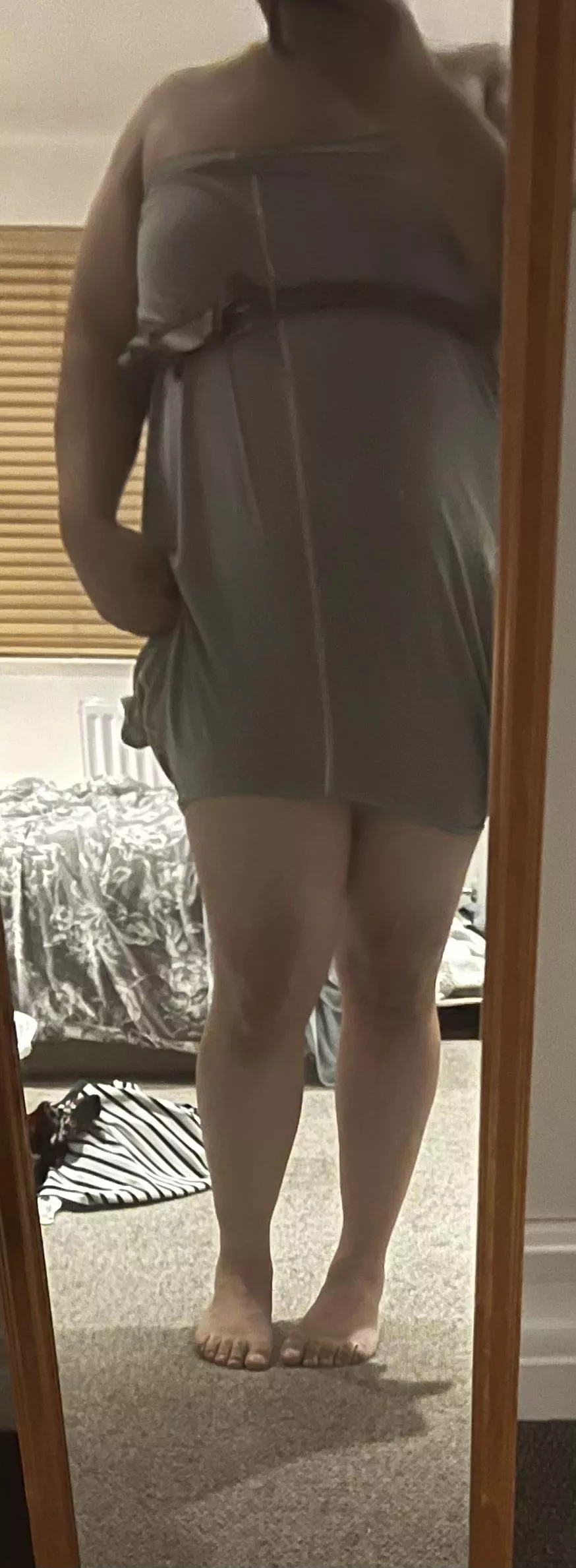 Showing off my curves posted by Froflolov