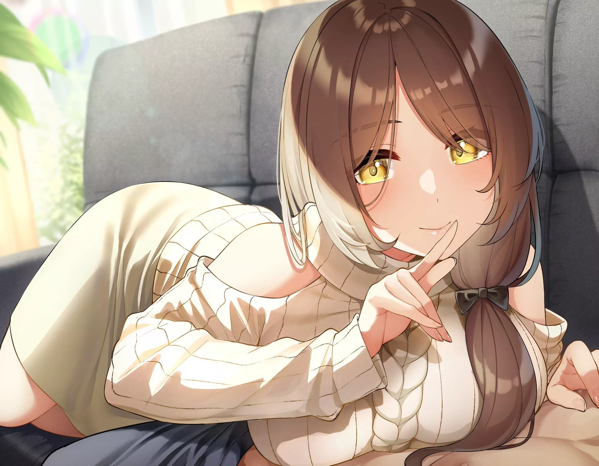 Showing some shoulder (@go_1tk) posted by A_Manatee