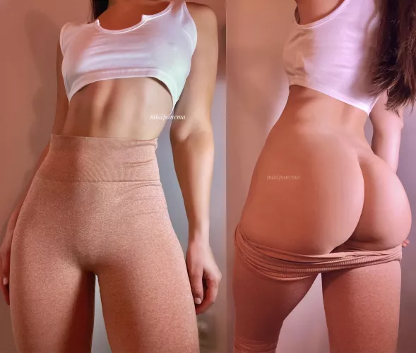 Showing you my peachy booty ;) by miaipanema