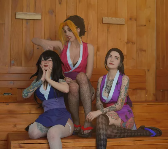 Shut up Suma!~ Makio, Suma and Hinatsuru cosplay from Demon Slayer by Kate Key, Saya and Gloom by katekeycosplay