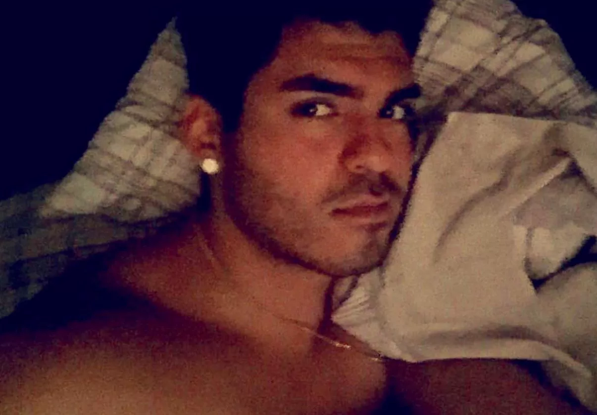 Shy but down to play with others currently play overwatch but mostly apex posted by Key-Peanut5112