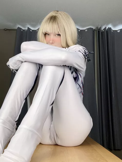 Shy Gwenom, by ellaelvin69 by ellaelvin69