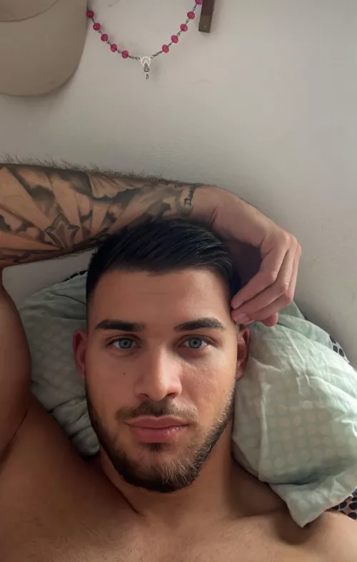 sick an tired boy. by SomeDumSurvivour