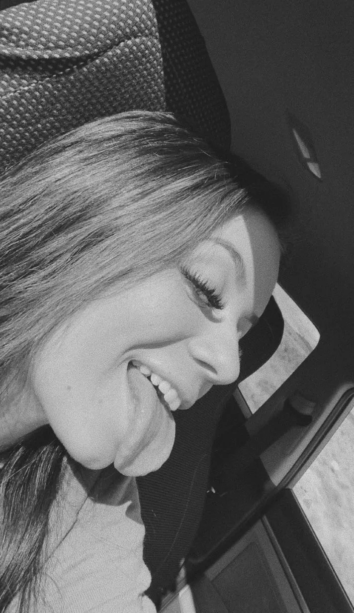 Side view posted by fizzyjizzyy