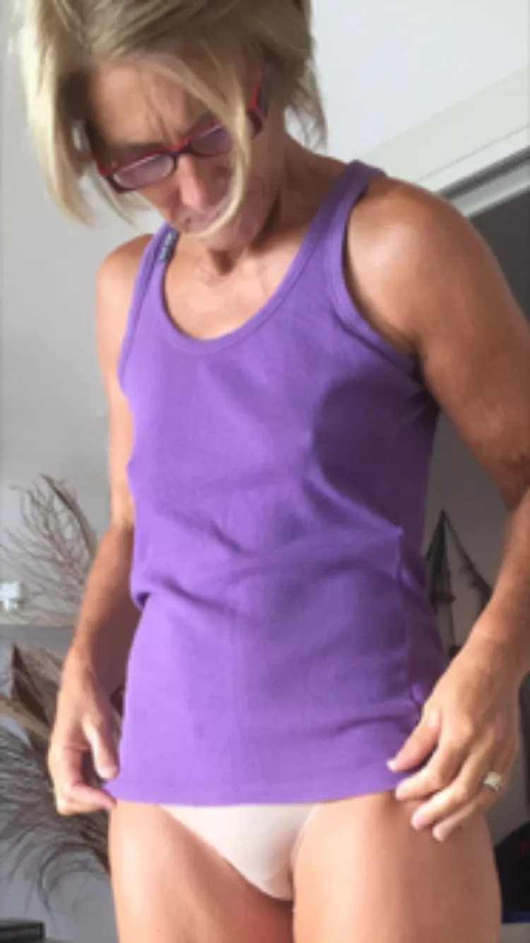 Silvia 62 yo posted by Silviagranny61