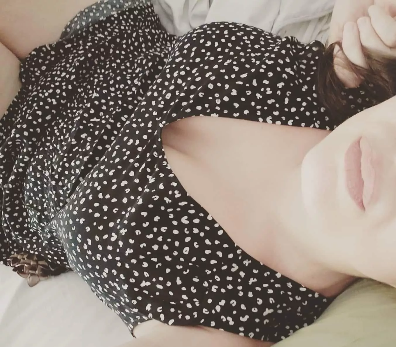 Simple posted by miadiamondofficial