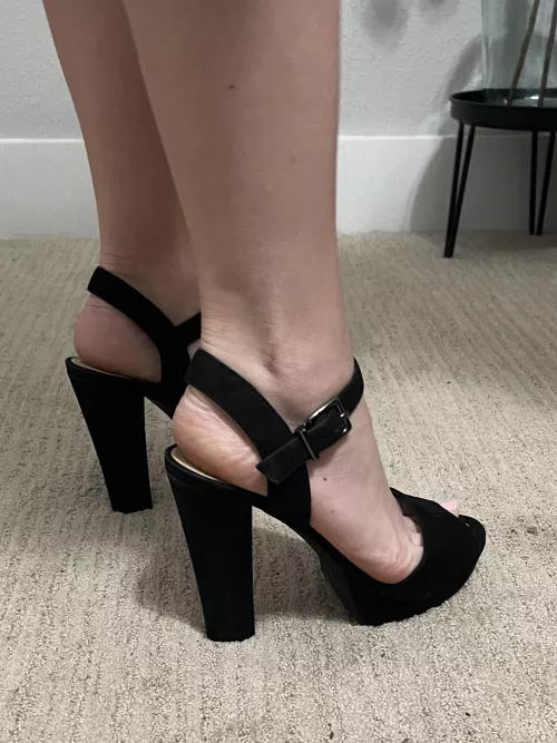 Simple and black 💕 by toe-tallyseductive