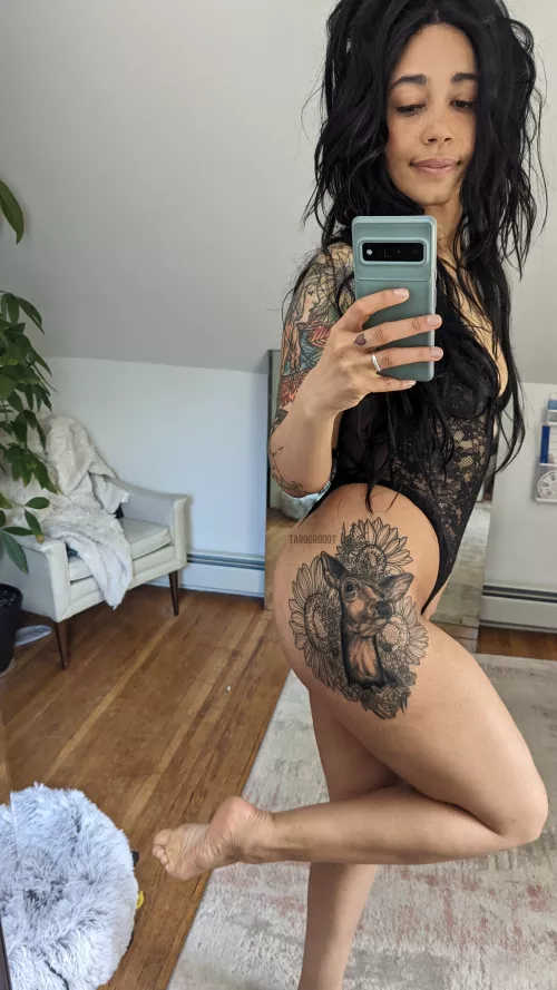 Simple selfie by TarooRooot