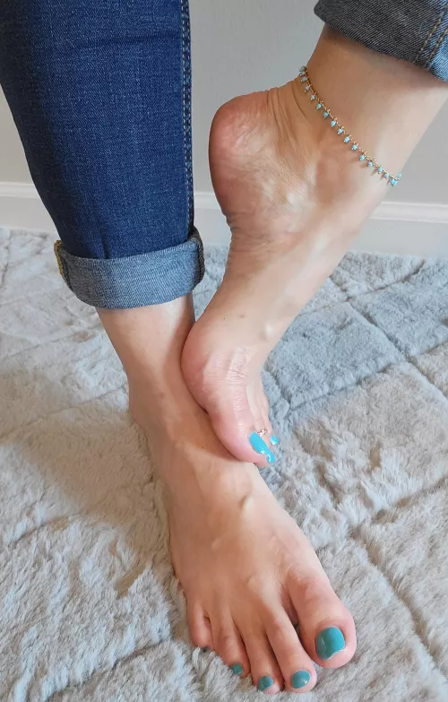 simplicity is just as beautiful, wouldn't you agree? hehehe by erixalune