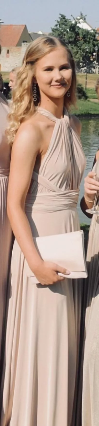 Since a lot of you liked her in my last post, here’s a pic of my girl in a dress :) posted by whatcanidohaha