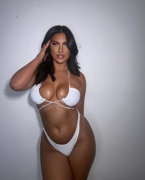 Since everyone liked Hannah, here’s more! by strokeitslut