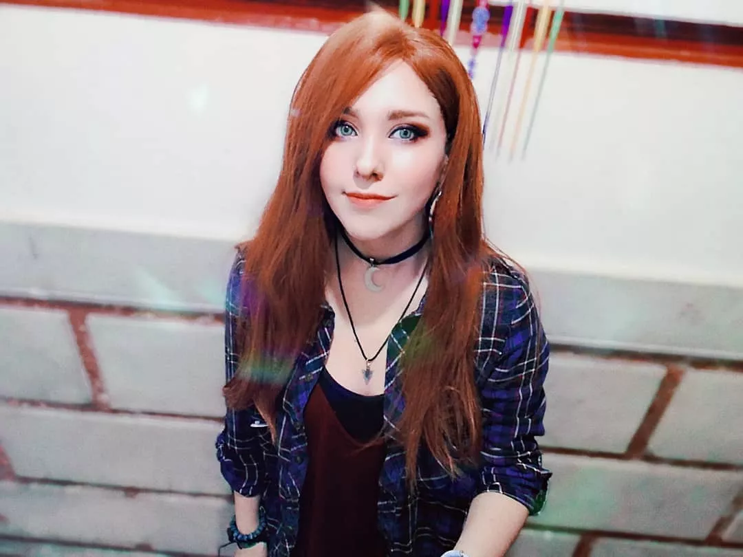 since you guys liked my chloe cosplay, i thought you might like my rachel one as well posted by fennylover