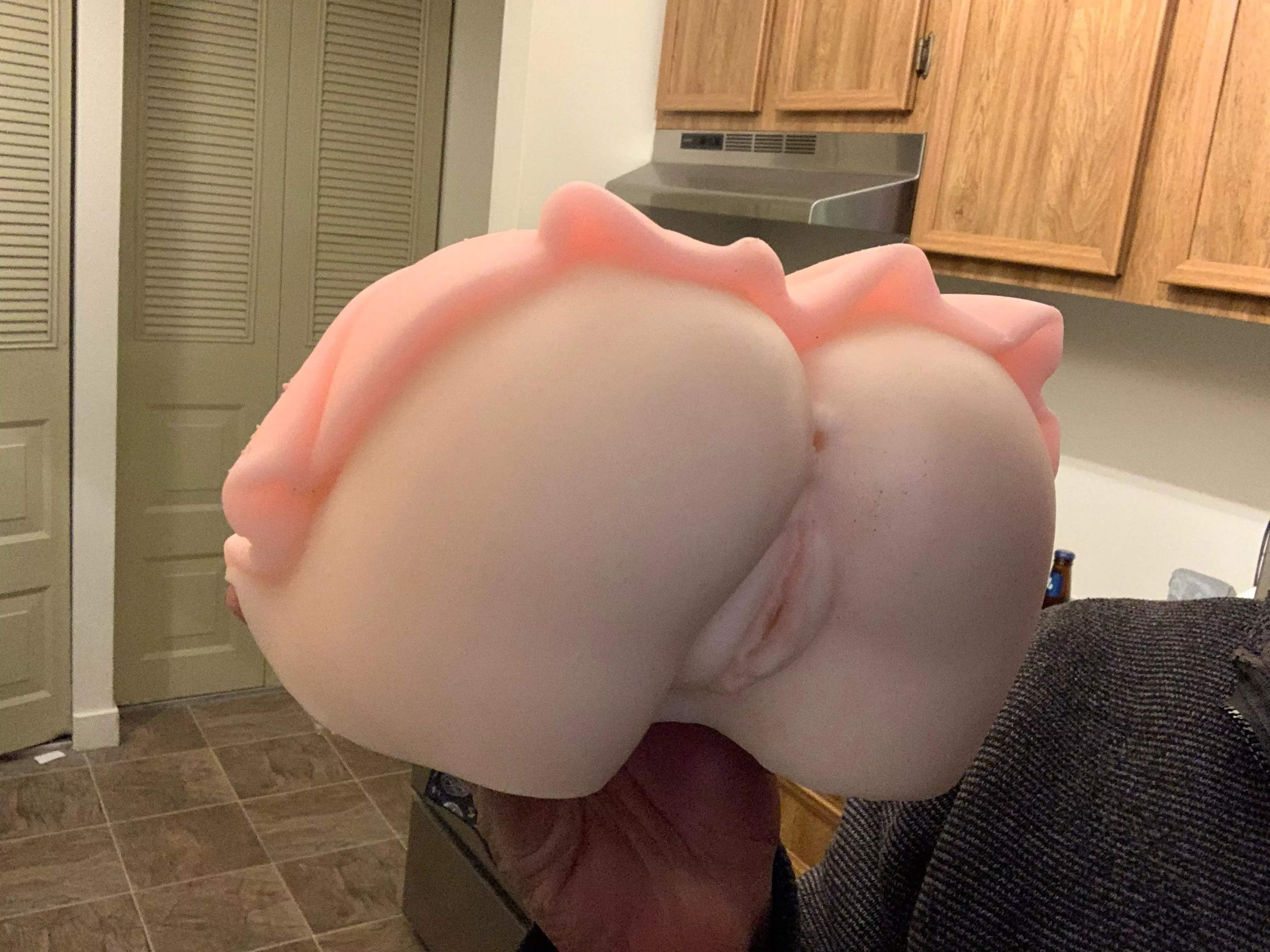 Sine I can’t find so (m)e real pussy! posted by H_God647