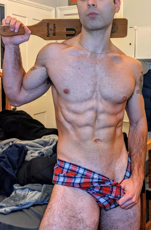 Single again, and shipping off to an oil rig for the next two weeks :/ by FrenchfryB